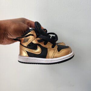 Nike Air Jordans Black and Gold Retro Toddler 5